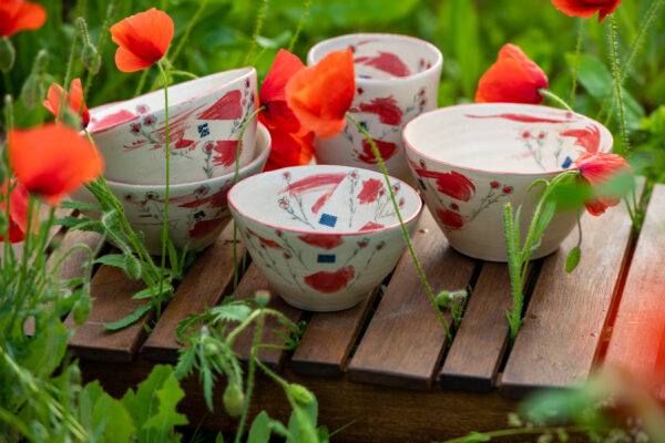 Bols et mugs en porcelaine – Décor coquelicots peints à la main – Image 3