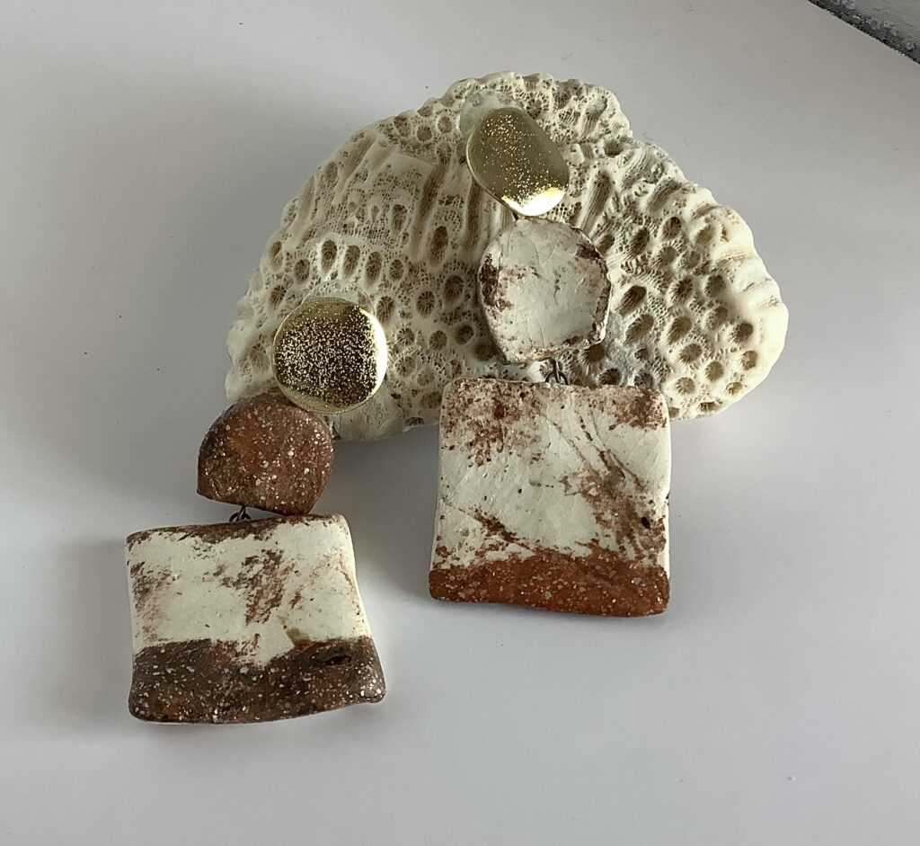 Boucle d’oreille en faïenceS melées