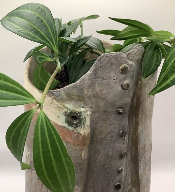 Mixed earthenware corset vase - Image 3