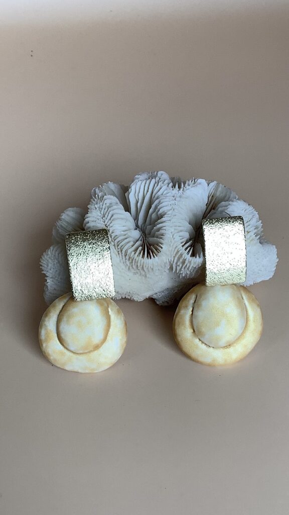 Boucles en porcelaine